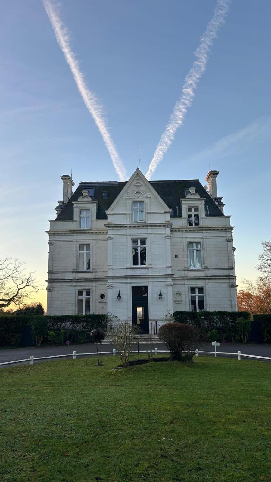 Domaine De La Tortiniere Hotell Veigné Eksteriør bilde